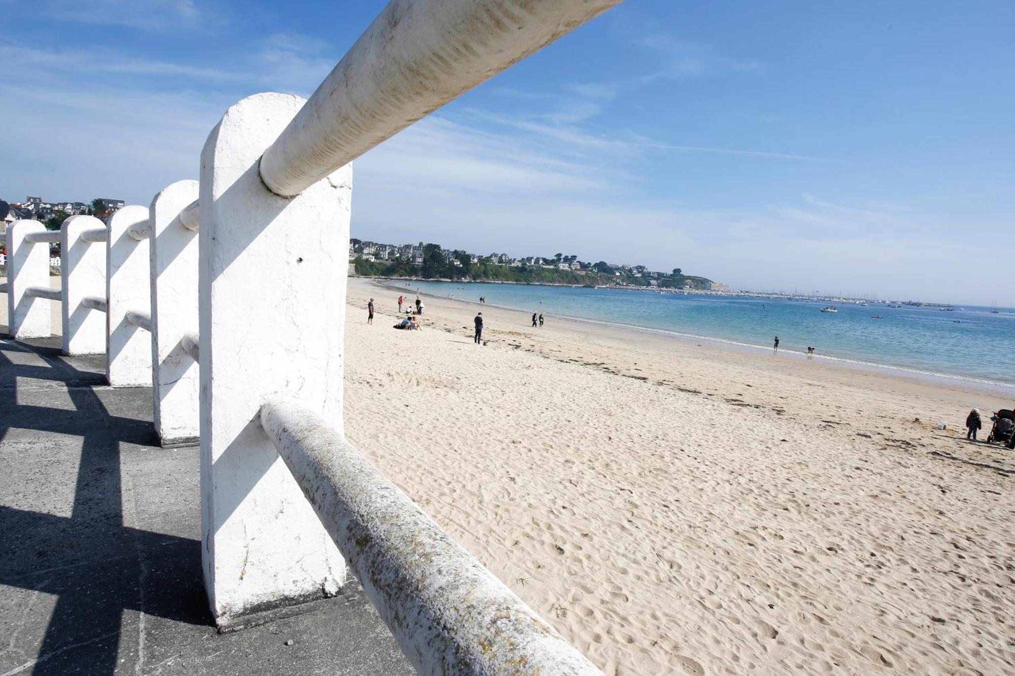 L'Emerillon - Appt A 200M De La Plage サン・カスト・ル・ギド エクステリア 写真
